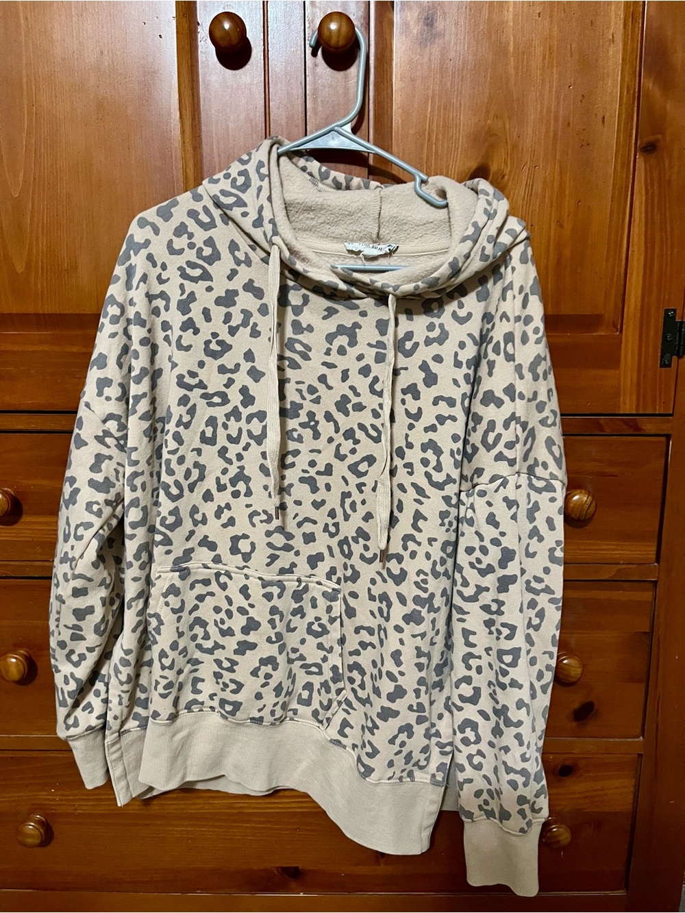 Cozy Leopard Print Hoodie-XL